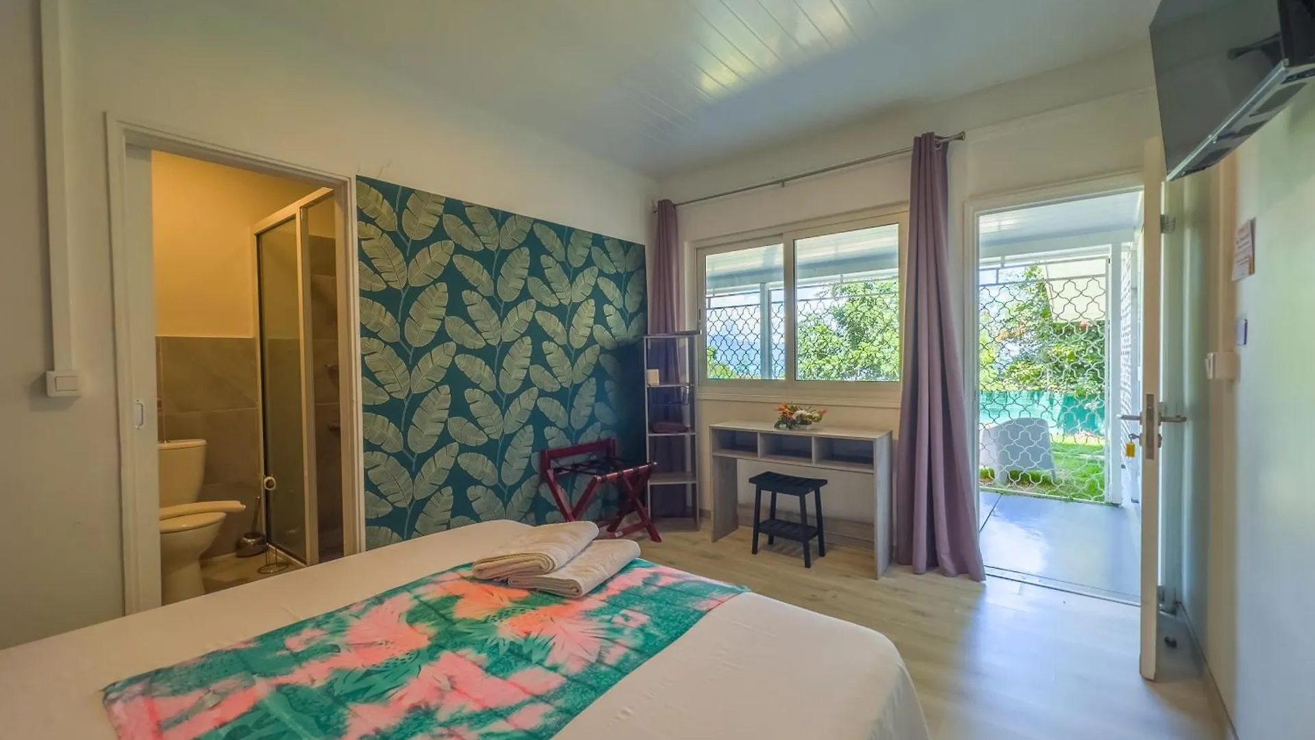 Apartamento Temana Airport Faa'A,Tahiti Faaa Habitación en casa particular