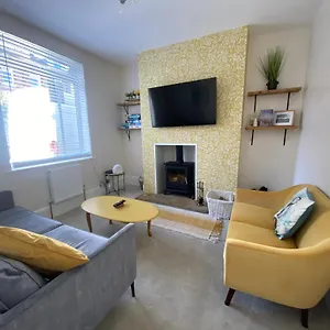 Sea Biscuit Cottage, Holiday home Scarborough