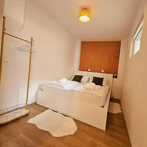 Center Budget Apartment Ljubljana